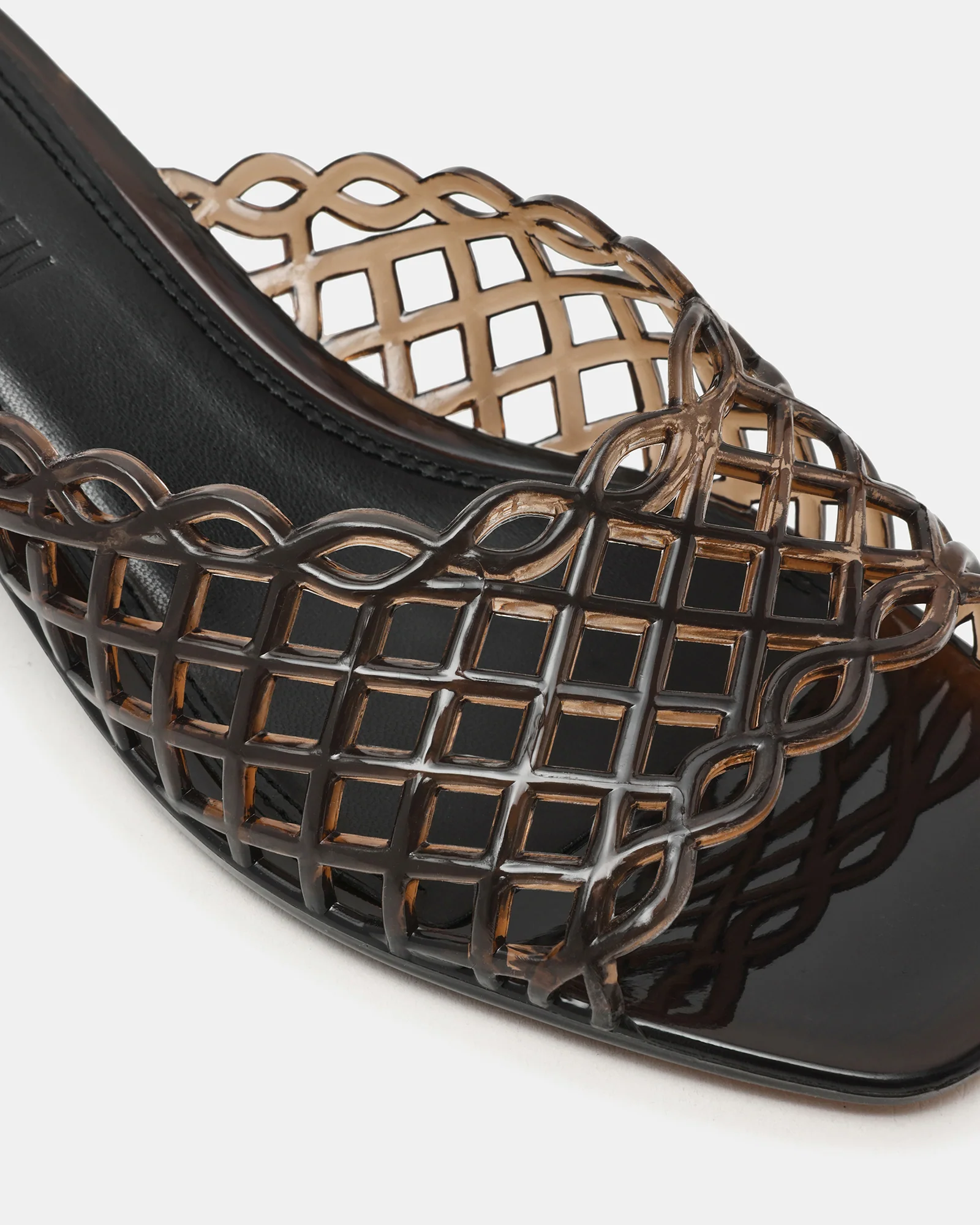GINGER BLACK - Image 4