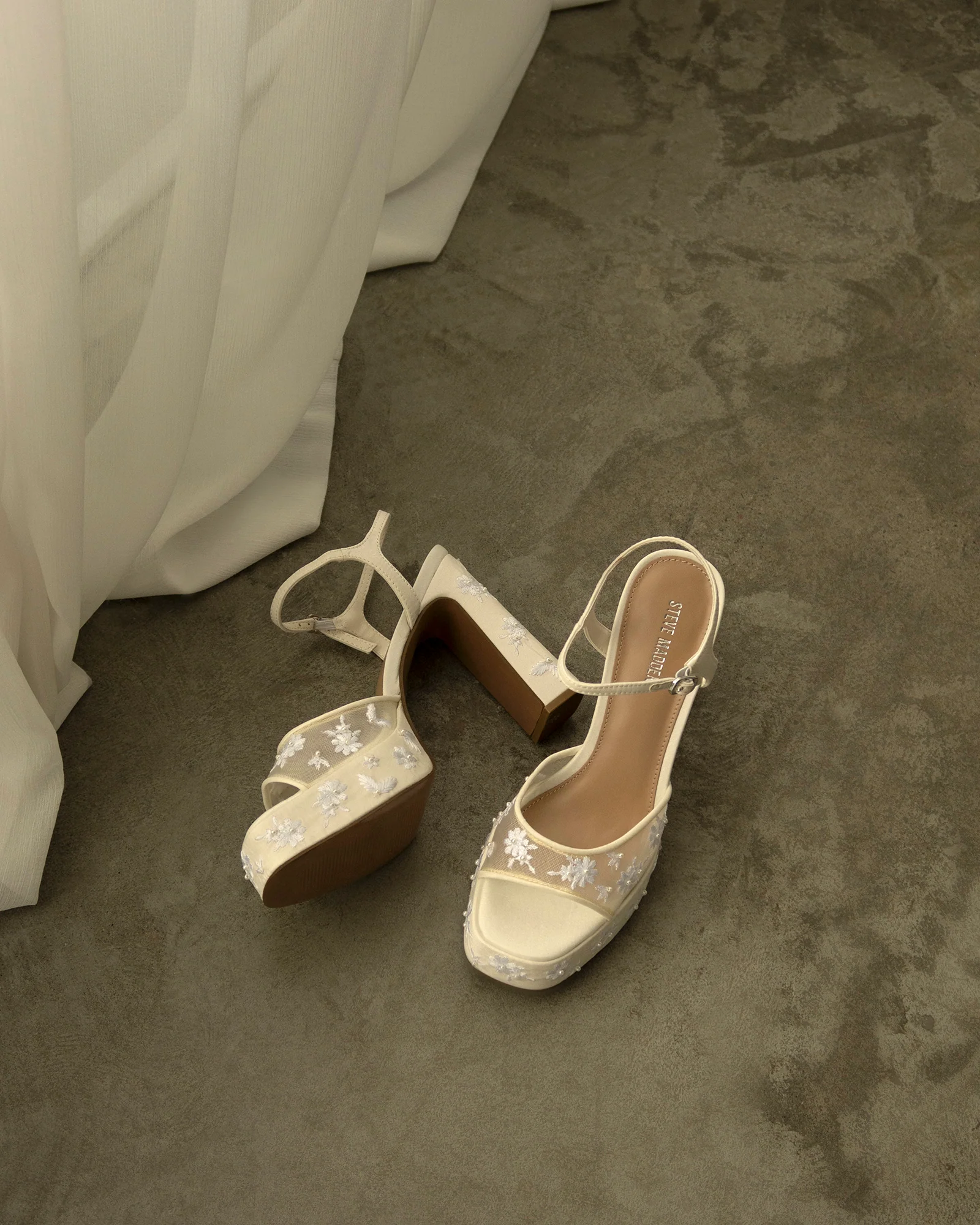 LIANDRA-E WHITE - Image 4