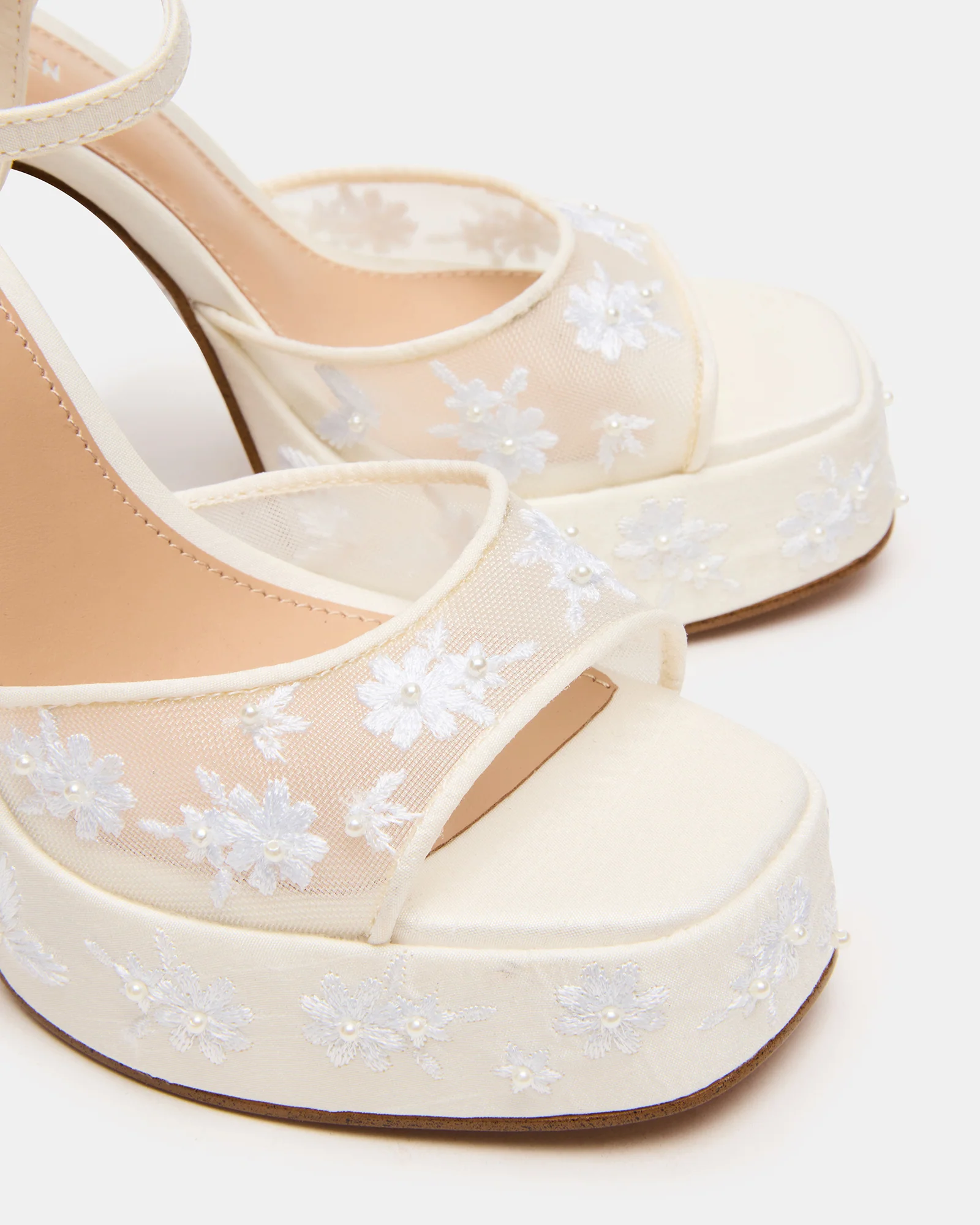 LIANDRA-E WHITE - Image 5