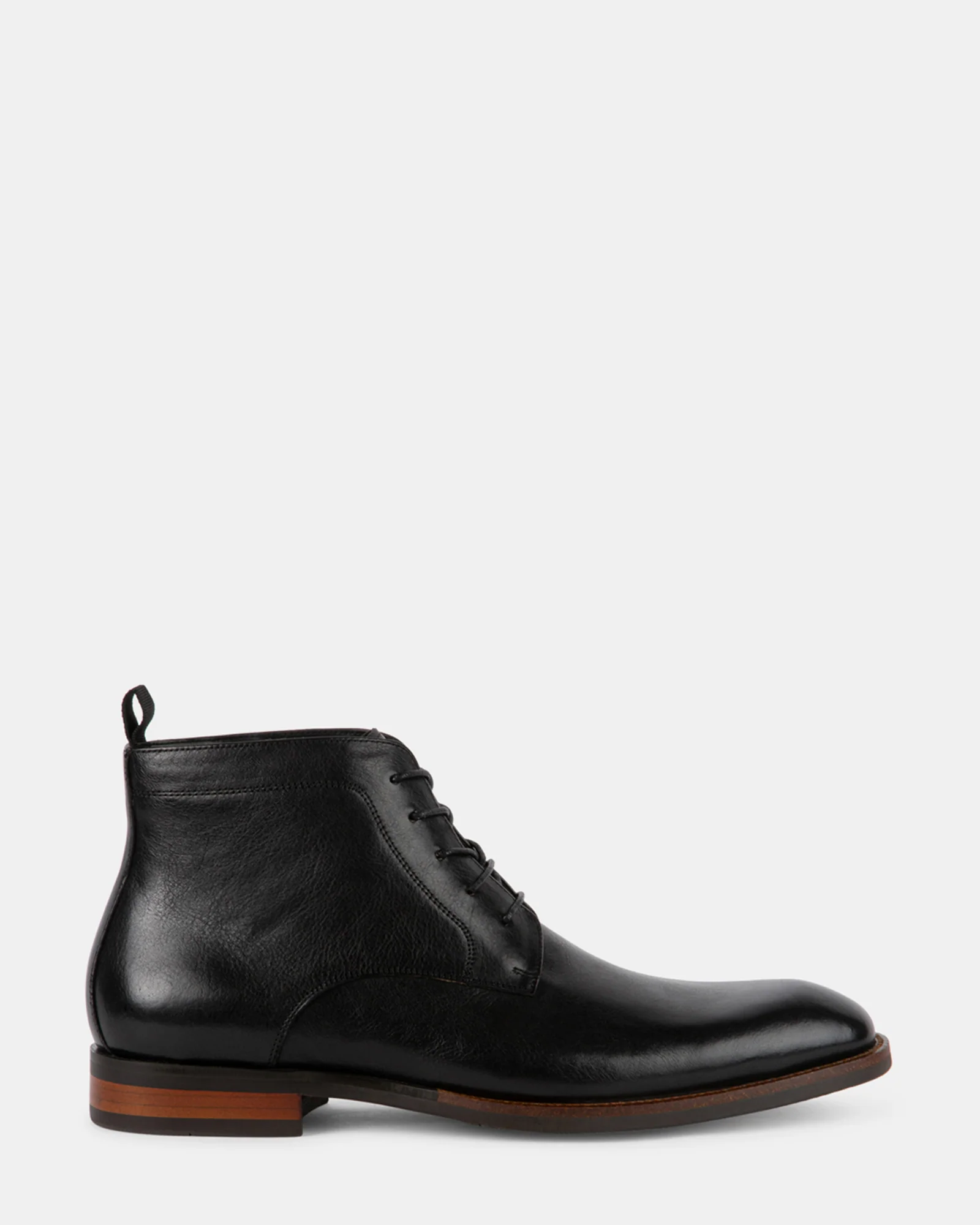 MADRIGO BLACK LEATHER