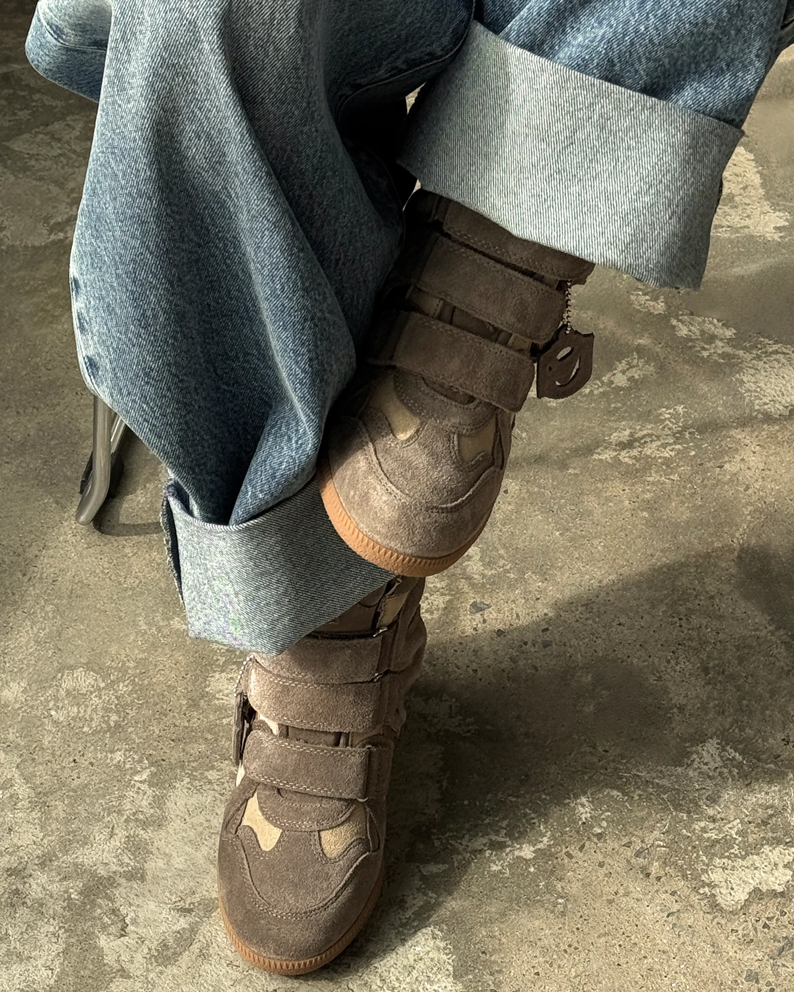 MAVIS TAUPE SUEDE - Image 11