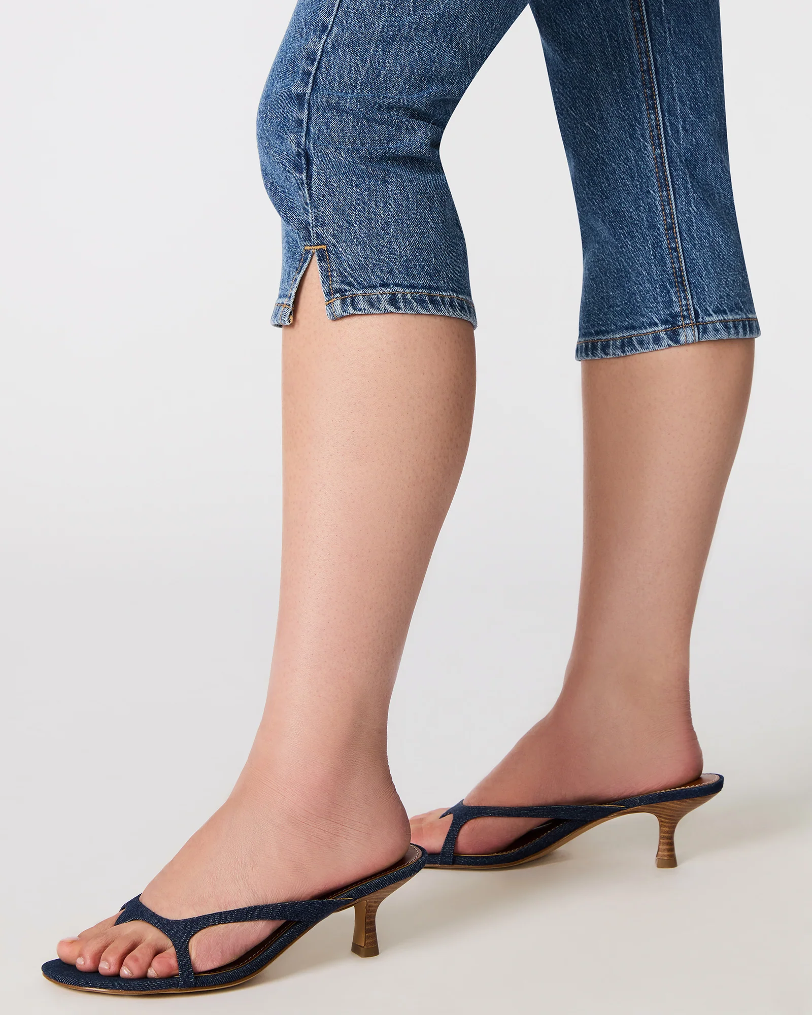 DEVAN CAPRI PANT INDIGO DENIM - Image 3