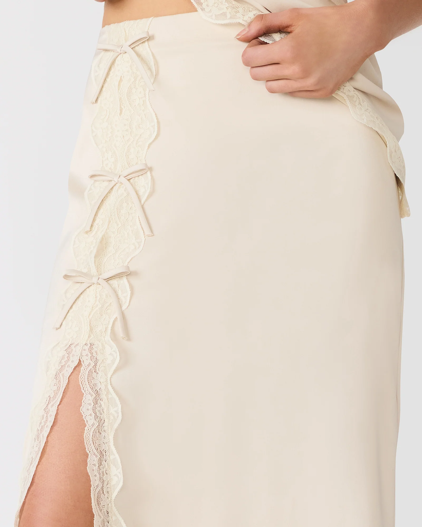 LISSANDRA SKIRT IVORY - Image 4