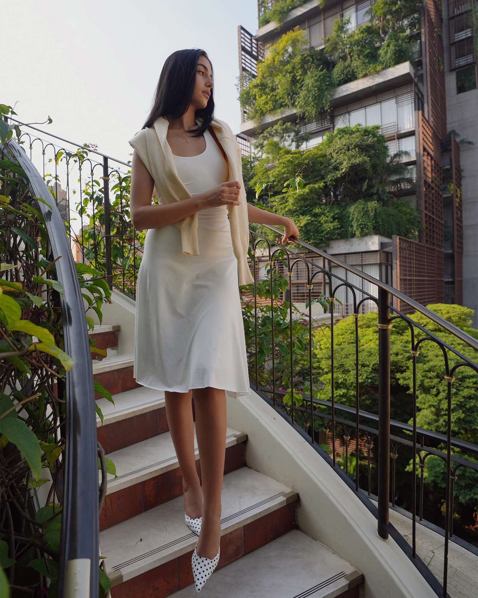 VELMAA WHITE SATIN - Image 4